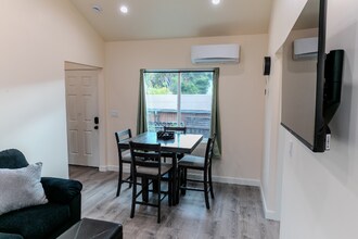 1009 Arlington Ave in Oakland, CA - Foto de edificio - Building Photo