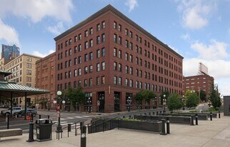 289 5th St E, Unit #603 in St. Paul, MN - Building Photo