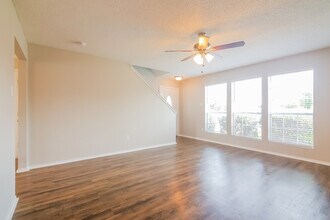 3125 Autumn Run Dr in Forest Hill, TX - Building Photo - Building Photo