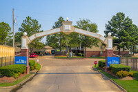 The Links at Texarkana in Texarkana, AR - Building Photo - Building Photo