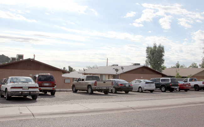 13223 N 20th St in Phoenix, AZ - Building Photo - Building Photo