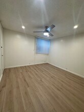 537 Evergreen St, Unit 1 in Inglewood, CA - Foto de edificio - Building Photo