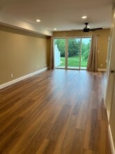 13 Inwood Terrace in Freehold, NJ - Building Photo - Building Photo