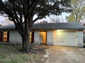 1124 Pioneer Ln in Plano, TX - Building Photo - Building Photo