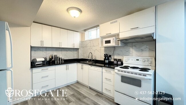 3310 Ruth Fertel Dr in Mississauga, ON - Building Photo - Building Photo