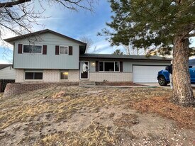 5830 Eldora Dr in Colorado Springs, CO - Building Photo