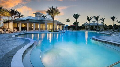 2898 Blossom Wy in Naples, FL - Building Photo - Building Photo