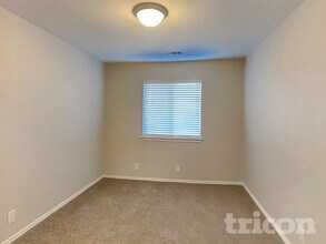 8507 Crinum Lily Dr in Converse, TX - Foto de edificio - Building Photo