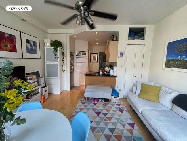 509 E 77th St in New York, NY - Building Photo - Building Photo