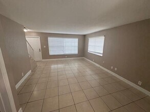 5951 NW 20th St in Lauderhill, FL - Building Photo - Building Photo