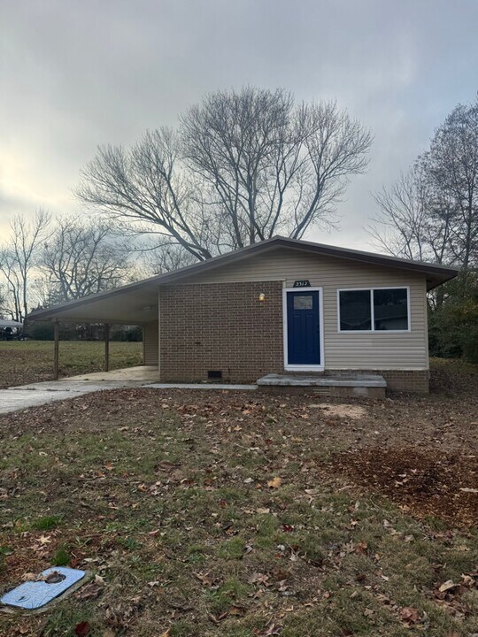 2312 E Smokey Ridge in Heber Springs, AR - Foto de edificio