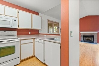 5142 SW Multnomah Blvd in Portland, OR - Building Photo - Building Photo