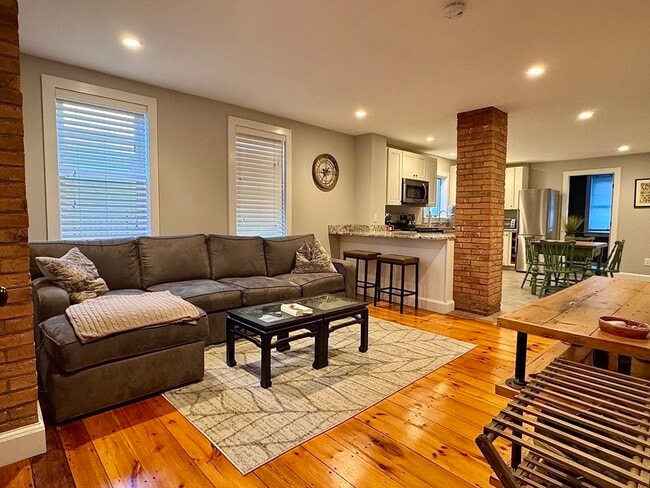 7 Hardy St in Beverly, MA - Building Photo - Building Photo