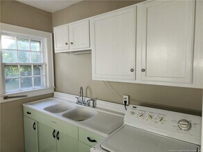 225 Pinecrest Dr in Fayetteville, NC - Building Photo - Building Photo