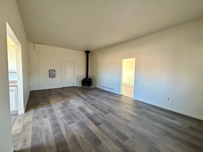 904 Dresslerville Rd in Gardnerville, NV - Building Photo - Building Photo