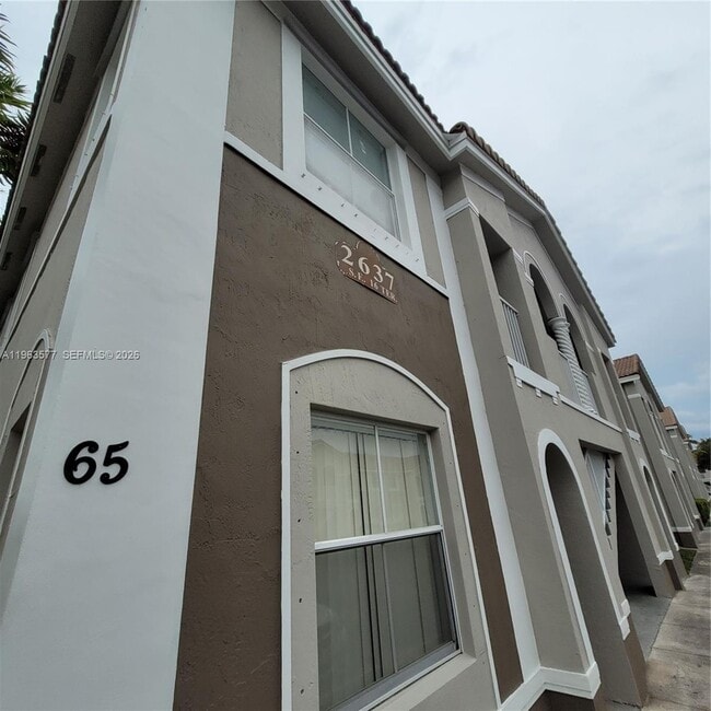 property at 2637 SE 16th Terrace