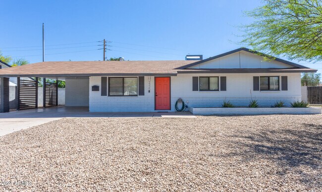 3325 S Shafer Dr in Tempe, AZ - Building Photo - Building Photo
