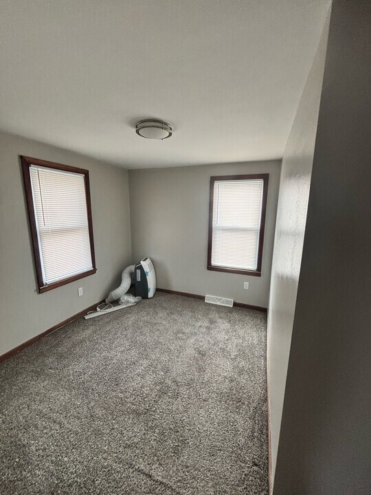 620 Hemenway Pl in South Beloit, IL - Building Photo