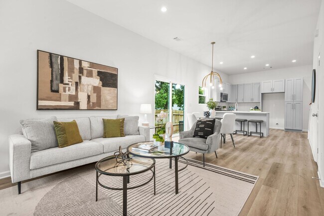 1223 Oakland Dr SW in Atlanta, GA - Building Photo - Building Photo