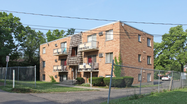 3335 Stanhope Ave in Cincinnati, OH - Foto de edificio - Building Photo