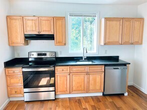 21 Dale St in Providence, RI - Foto de edificio - Building Photo