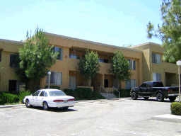 Autumn Haze Apartments in Fallbrook, CA - Foto de edificio - Building Photo