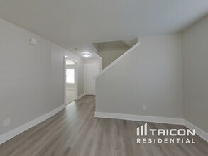 406 Binnacle Way in Crosby, TX - Building Photo - Building Photo