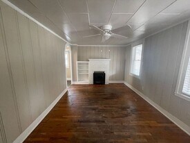 2012 Sanguinet St in Fort Worth, TX - Building Photo