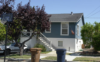 1927 Castro St Apartments