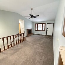 6670 Pleasantview St NE in Rockford, MI - Building Photo - Building Photo