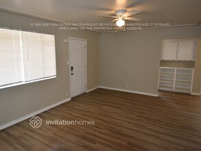 4534 W Mitchell Dr in Phoenix, AZ - Foto de edificio - Building Photo