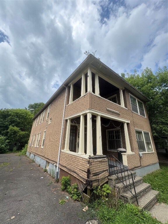 37 Haendel St in Binghamton, NY - Building Photo - Building Photo