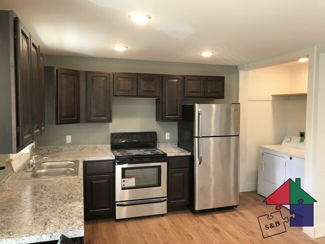 property at 20 Long St