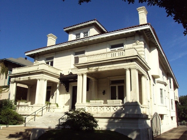 The Antoinette Apartments in Mobile, AL - Foto de edificio - Building Photo