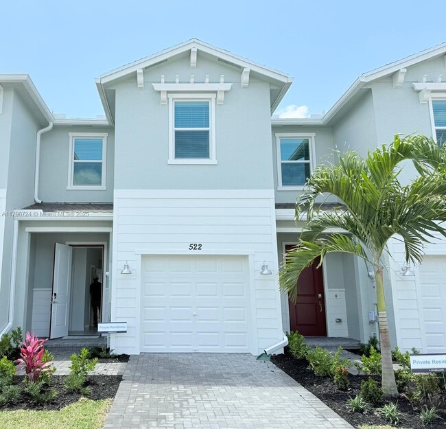 property at 522 Rivergrass St