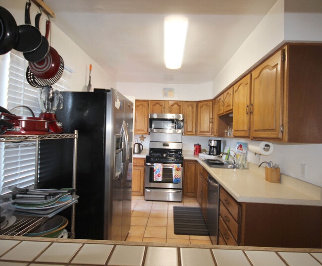 1036 Felspar St in San Diego, CA - Building Photo - Building Photo