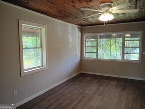 161 S Pine St in Toccoa, GA - Building Photo - Building Photo