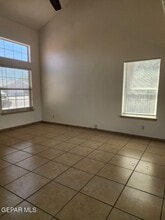 10497 Valle del Mar Dr in Socorro, TX - Building Photo - Building Photo