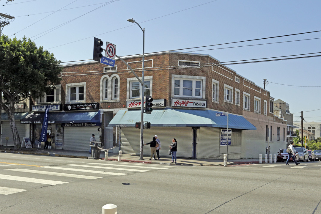 2202 E Cesar E Chavez Ave in Los Angeles, CA - Building Photo