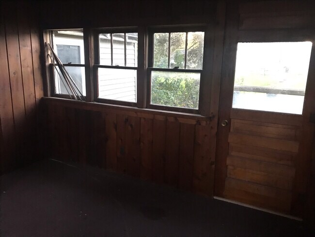 566 E Sebewaing St in Sebewaing, MI - Building Photo - Building Photo