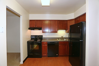 Chatham Gardens in Ellicott City, MD - Building Photo - Interior Photo