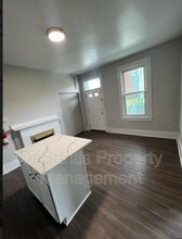 5730 Holden St in Pittsburgh, PA - Building Photo - Building Photo