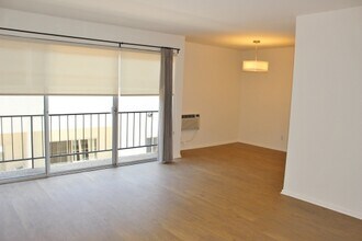 1701 Purdue Ave in Los Angeles, CA - Foto de edificio - Interior Photo