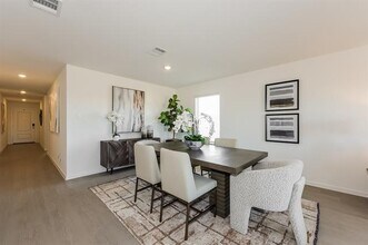 2709 Ctr Crk Ln in Fort Worth, TX - Building Photo - Building Photo