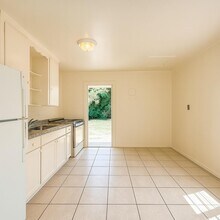 649 W 4th St in Riviera Beach, FL - Building Photo - Building Photo