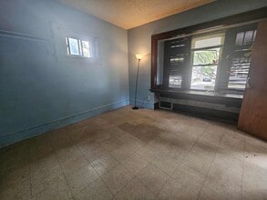 1013 Celina Ave in Akron, OH - Building Photo - Building Photo