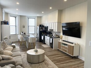4401 Butler St, Unit Floor #2 in Pittsburgh, PA - Building Photo - Building Photo