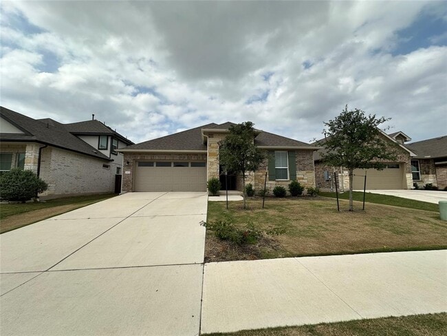 2409 Gabriels Horn Rd in Leander, TX - Building Photo - Building Photo