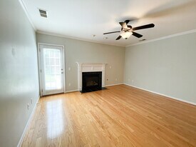 12 Magnolia Glen Ln in Columbia, SC - Building Photo