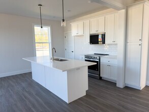 218 Ringneck Cir in Elizabethtown, PA - Building Photo - Building Photo